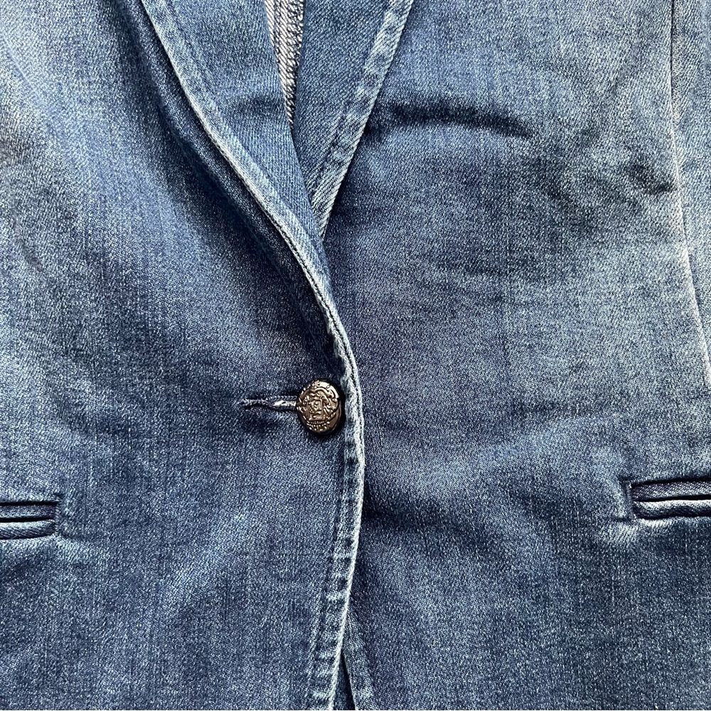 Women's Denim Jacket - Picture 4 of 5